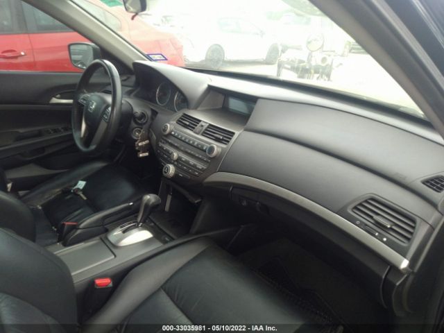 Photo 4 VIN: 1HGCP2F61CA109468 - HONDA ACCORD 