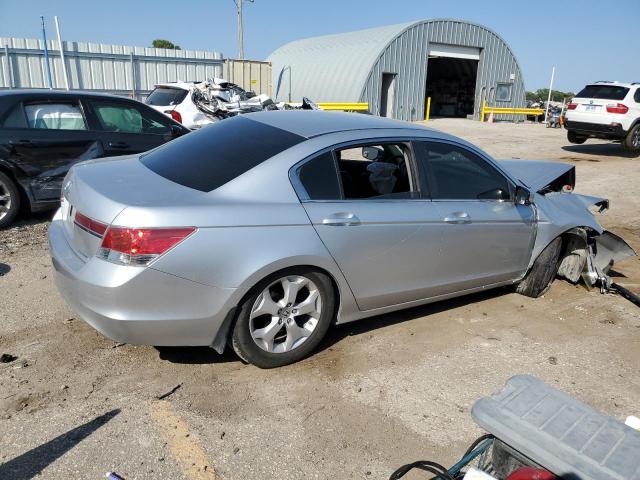 Photo 2 VIN: 1HGCP2F61CA111494 - HONDA ACCORD SE 