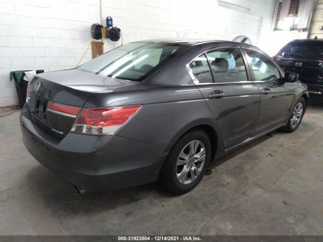 Photo 3 VIN: 1HGCP2F61CA129333 - HONDA ACCORD SDN 