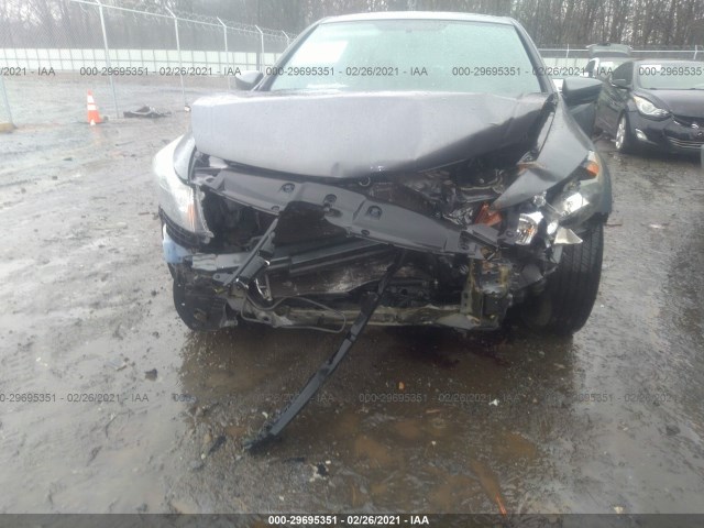 Photo 5 VIN: 1HGCP2F61CA159612 - HONDA ACCORD SDN 