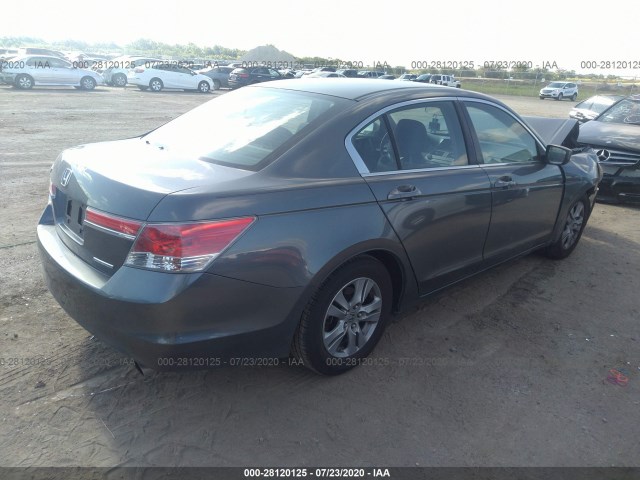 Photo 3 VIN: 1HGCP2F61CA161800 - HONDA ACCORD SDN 