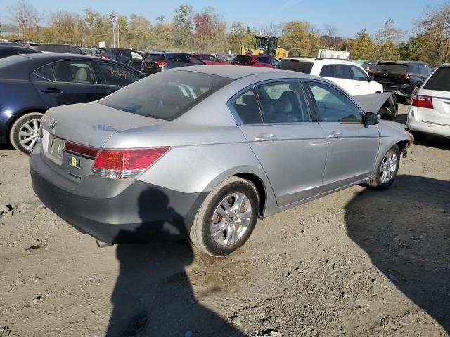 Photo 2 VIN: 1HGCP2F61CA185854 - HONDA ACCORD SE 