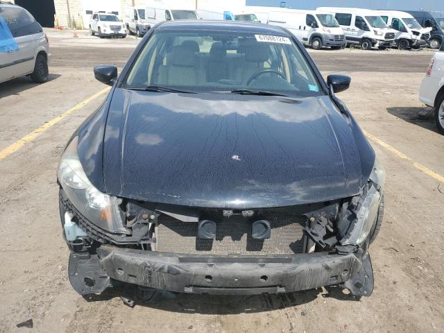 Photo 4 VIN: 1HGCP2F61CA193615 - HONDA ACCORD SE 