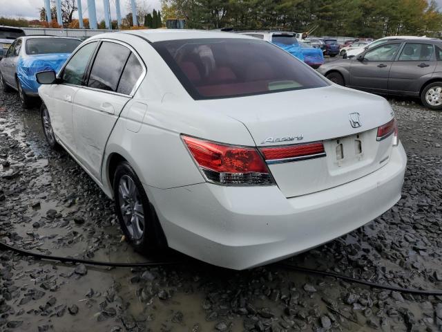 Photo 2 VIN: 1HGCP2F61CA203950 - HONDA ACCORD SE 