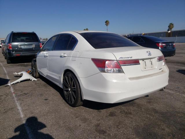 Photo 2 VIN: 1HGCP2F61CA228265 - HONDA ACCORD 