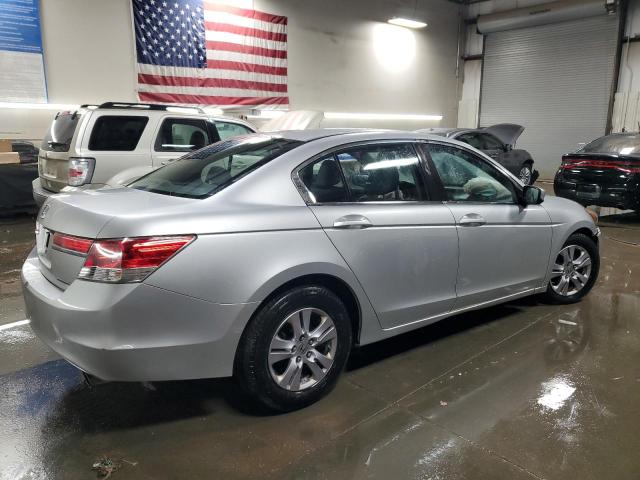 Photo 2 VIN: 1HGCP2F61CA234566 - HONDA ACCORD SE 