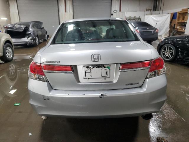 Photo 5 VIN: 1HGCP2F61CA234566 - HONDA ACCORD SE 