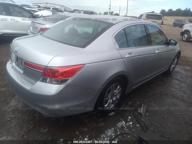 Photo 3 VIN: 1HGCP2F61CA237435 - HONDA ACCORD SDN 