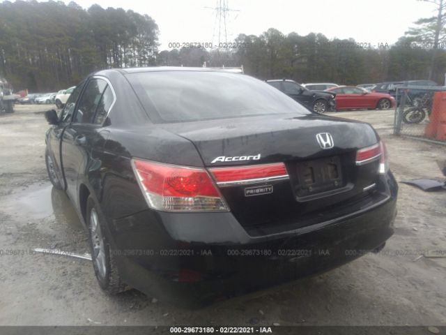 Photo 2 VIN: 1HGCP2F62BA045889 - HONDA ACCORD SDN 