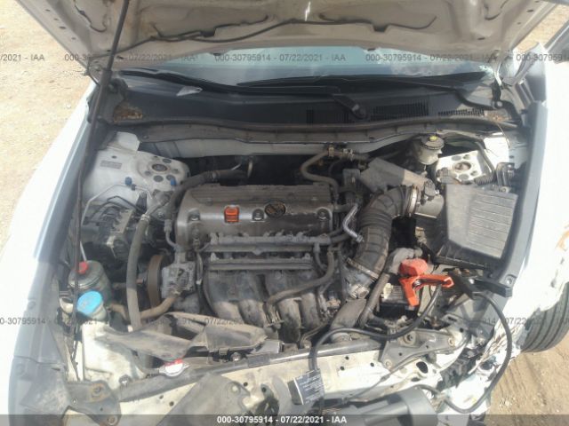 Photo 9 VIN: 1HGCP2F62BA074678 - HONDA ACCORD SDN 