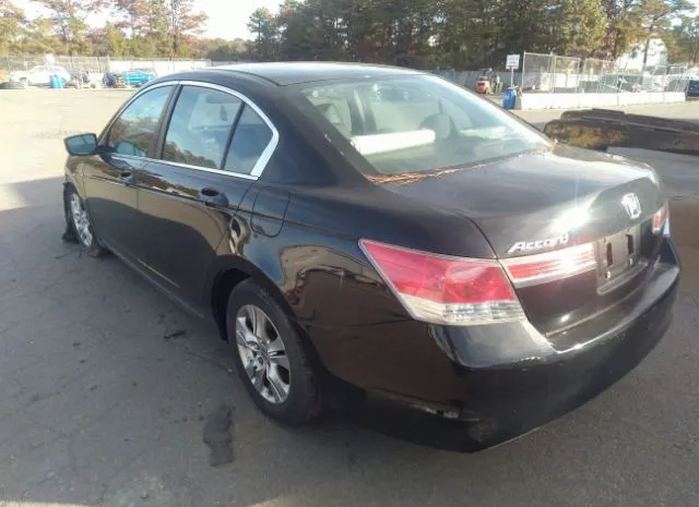 Photo 2 VIN: 1HGCP2F62BA095465 - HONDA ACCORD SDN 