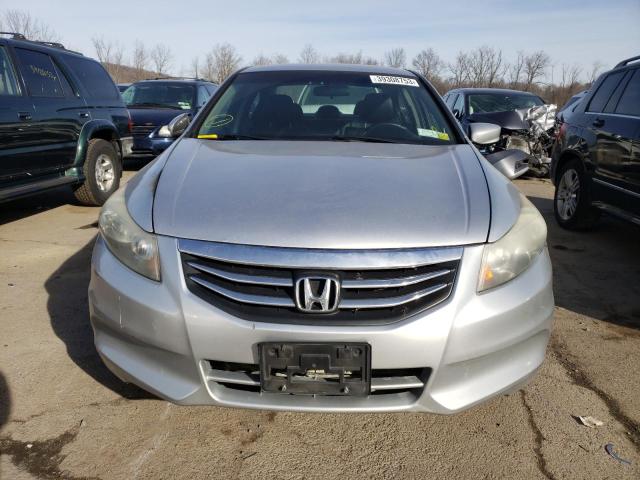 Photo 4 VIN: 1HGCP2F62BA097054 - HONDA ACCORD SE 