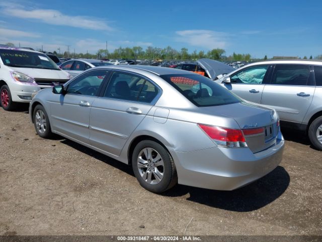 Photo 2 VIN: 1HGCP2F62BA108554 - HONDA ACCORD 