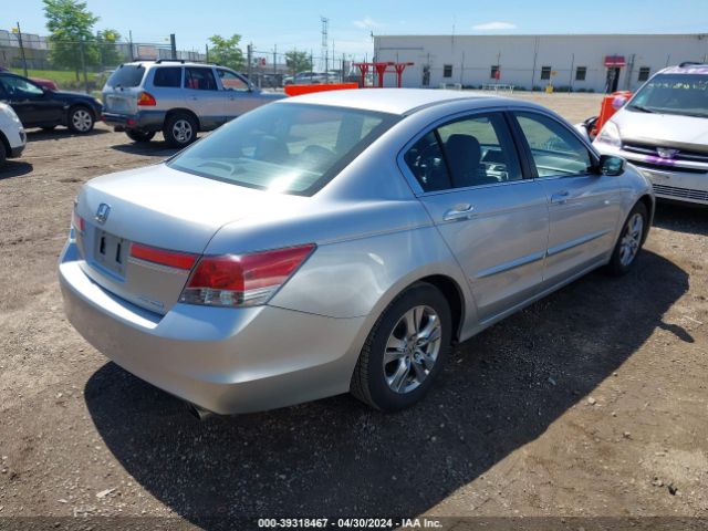 Photo 3 VIN: 1HGCP2F62BA108554 - HONDA ACCORD 