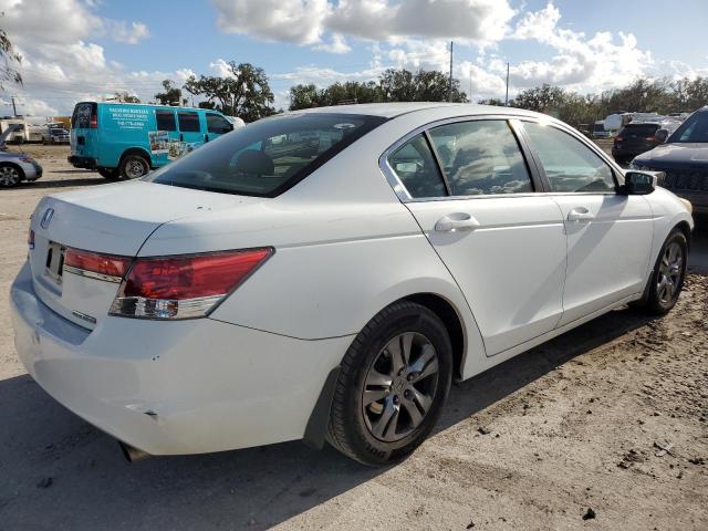 Photo 2 VIN: 1HGCP2F62CA004275 - HONDA ACCORD SE 