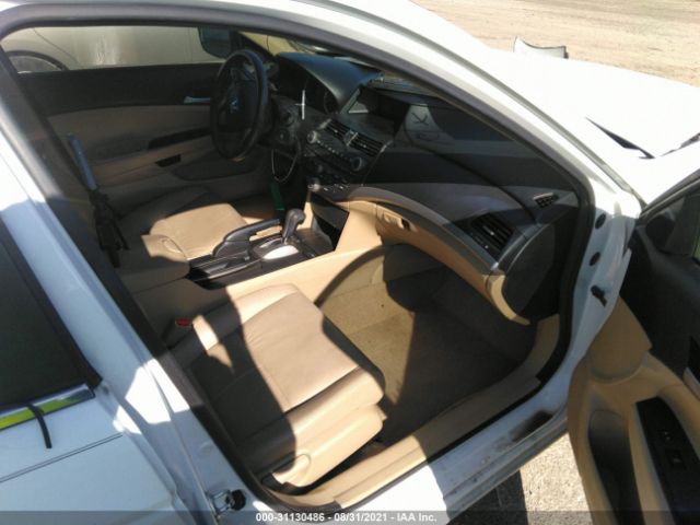 Photo 4 VIN: 1HGCP2F62CA016619 - HONDA ACCORD SDN 