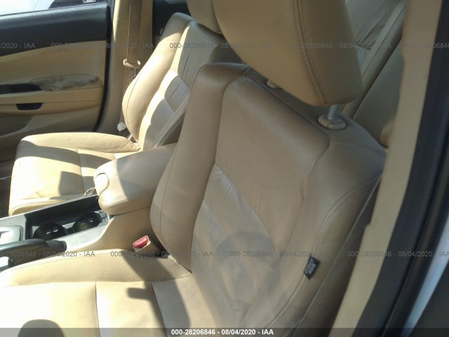 Photo 4 VIN: 1HGCP2F62CA016622 - HONDA ACCORD SDN 