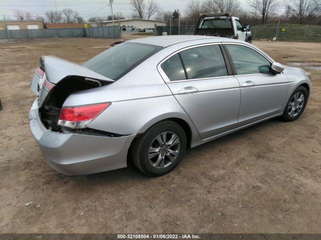 Photo 3 VIN: 1HGCP2F62CA025966 - HONDA ACCORD SDN 