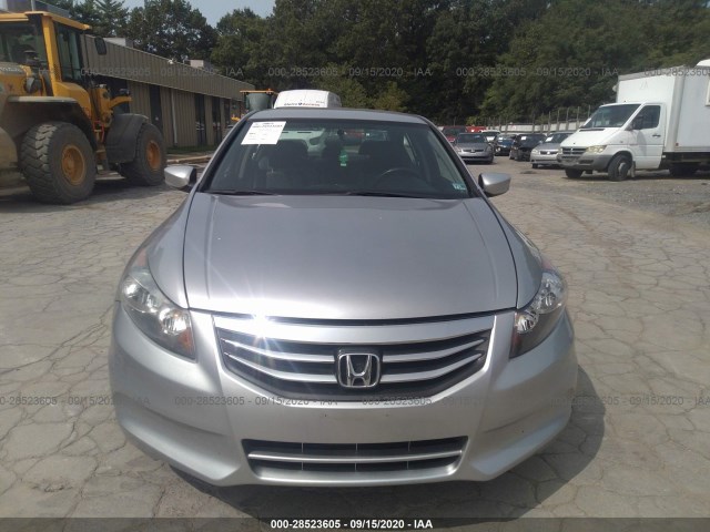 Photo 5 VIN: 1HGCP2F62CA036790 - HONDA ACCORD SDN 