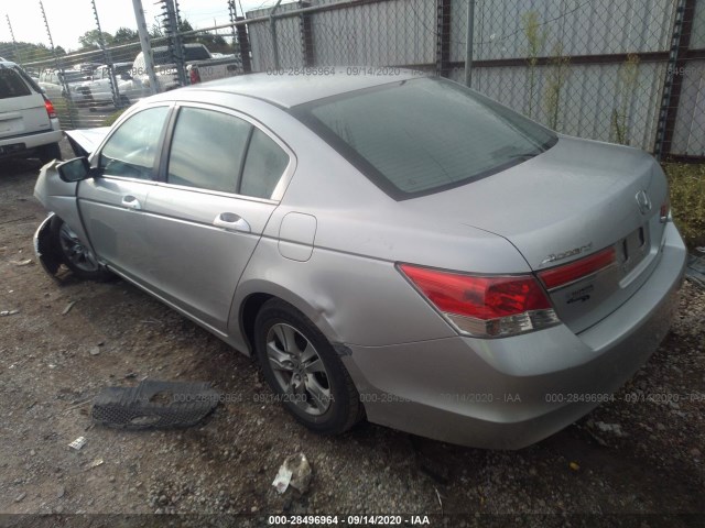 Photo 2 VIN: 1HGCP2F62CA102187 - HONDA ACCORD SDN 