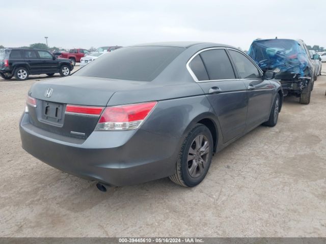 Photo 3 VIN: 1HGCP2F62CA102433 - HONDA ACCORD 