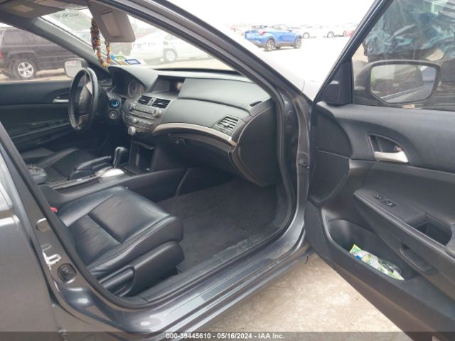 Photo 4 VIN: 1HGCP2F62CA102433 - HONDA ACCORD 