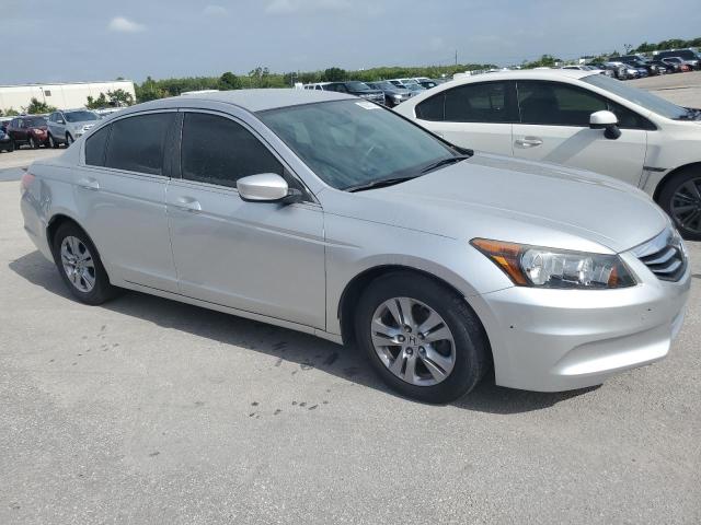 Photo 3 VIN: 1HGCP2F62CA103744 - HONDA ACCORD 