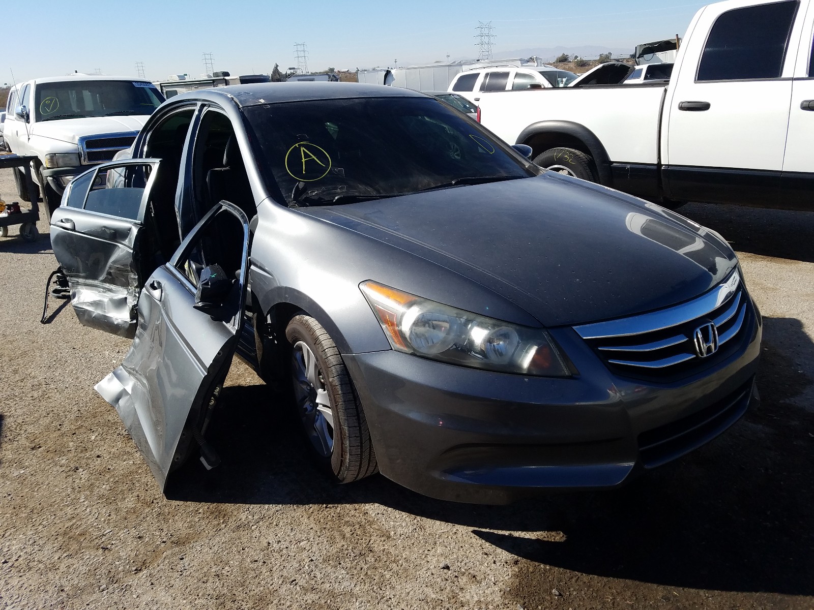 Photo 0 VIN: 1HGCP2F62CA104344 - HONDA ACCORD SE 