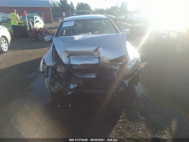 Photo 5 VIN: 1HGCP2F62CA108622 - HONDA ACCORD SDN 