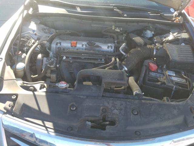 Photo 6 VIN: 1HGCP2F62CA154564 - HONDA ACCORD SE 