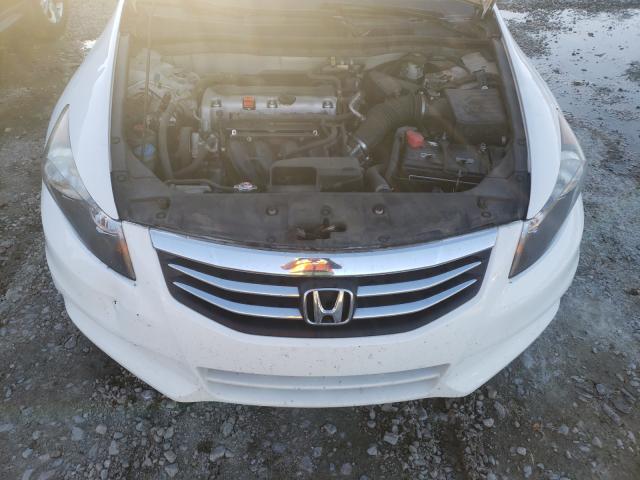 Photo 6 VIN: 1HGCP2F62CA156329 - HONDA ACCORD SE 