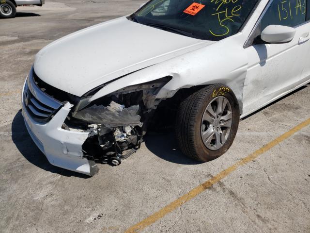 Photo 8 VIN: 1HGCP2F62CA167735 - HONDA ACCORD SE 