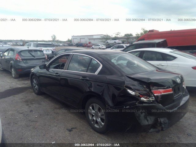 Photo 2 VIN: 1HGCP2F62CA168030 - HONDA ACCORD SDN 