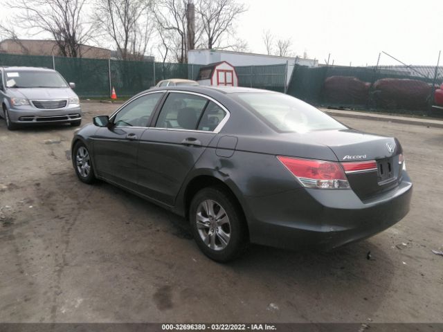 Photo 2 VIN: 1HGCP2F62CA201396 - HONDA ACCORD SDN 