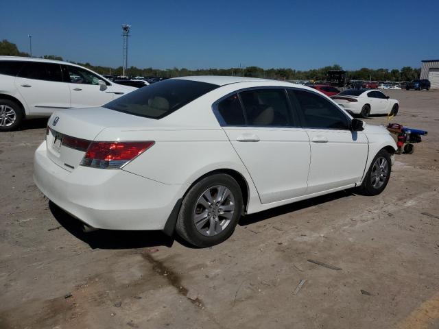 Photo 2 VIN: 1HGCP2F62CA206307 - HONDA ACCORD SE 