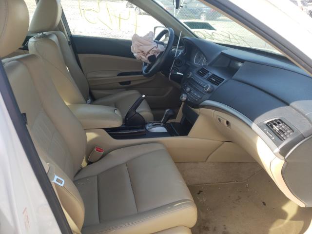 Photo 4 VIN: 1HGCP2F62CA209658 - HONDA ACCORD 