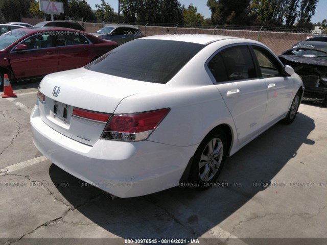 Photo 3 VIN: 1HGCP2F62CA211135 - HONDA ACCORD SDN 