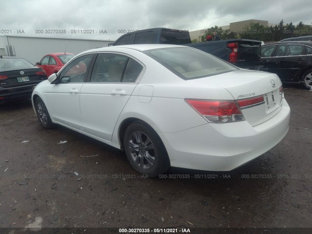 Photo 2 VIN: 1HGCP2F62CA225732 - HONDA ACCORD SDN 