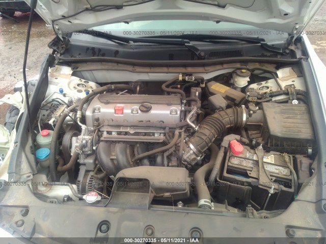 Photo 9 VIN: 1HGCP2F62CA225732 - HONDA ACCORD SDN 