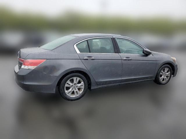 Photo 2 VIN: 1HGCP2F63BA021956 - HONDA ACCORD 