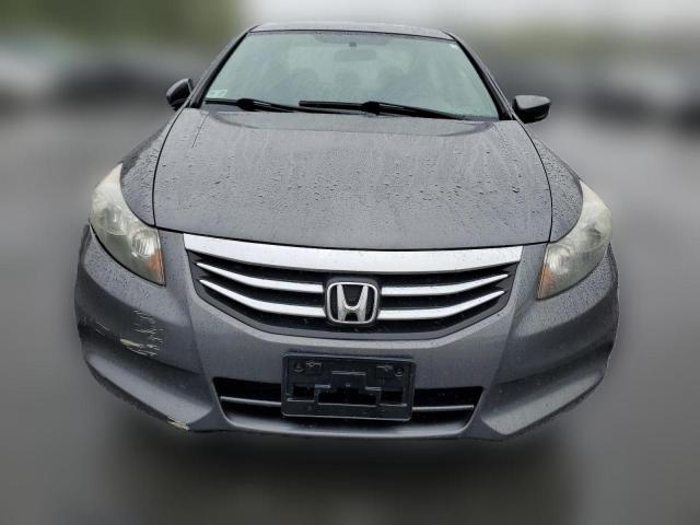 Photo 4 VIN: 1HGCP2F63BA021956 - HONDA ACCORD 