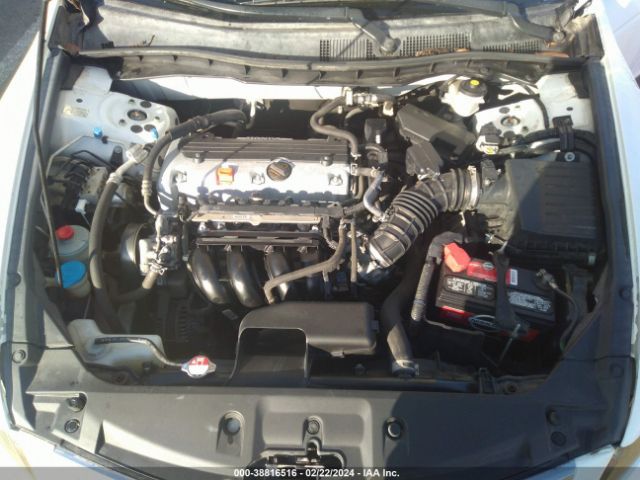 Photo 9 VIN: 1HGCP2F63BA035338 - HONDA ACCORD 