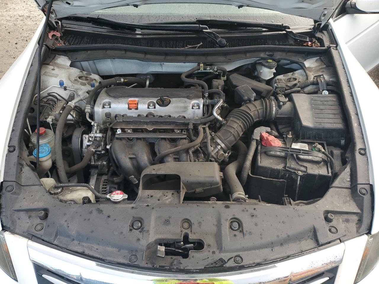 Photo 10 VIN: 1HGCP2F63BA082143 - HONDA ACCORD 