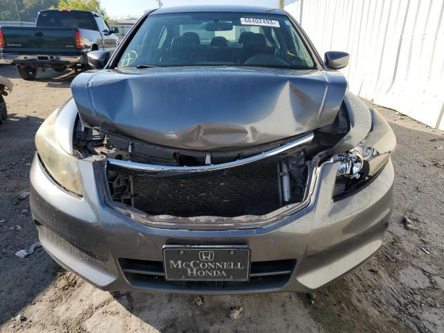 Photo 4 VIN: 1HGCP2F63BA105873 - HONDA ACCORD SE 