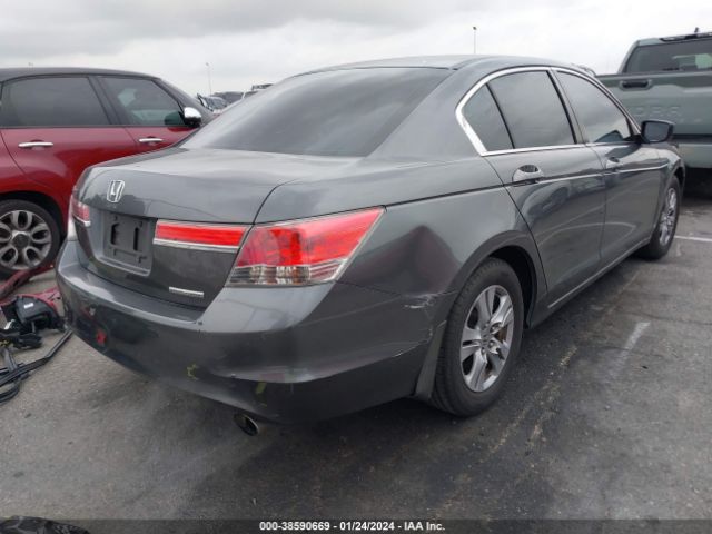 Photo 3 VIN: 1HGCP2F63BA131714 - HONDA ACCORD 