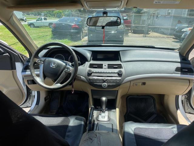 Photo 8 VIN: 1HGCP2F63CA031498 - HONDA ACCORD 