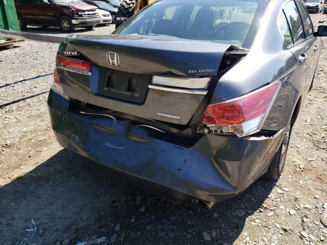 Photo 8 VIN: 1HGCP2F63CA032151 - HONDA ACCORD SE 