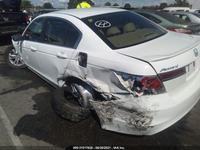 Photo 5 VIN: 1HGCP2F63CA099767 - HONDA ACCORD SDN 