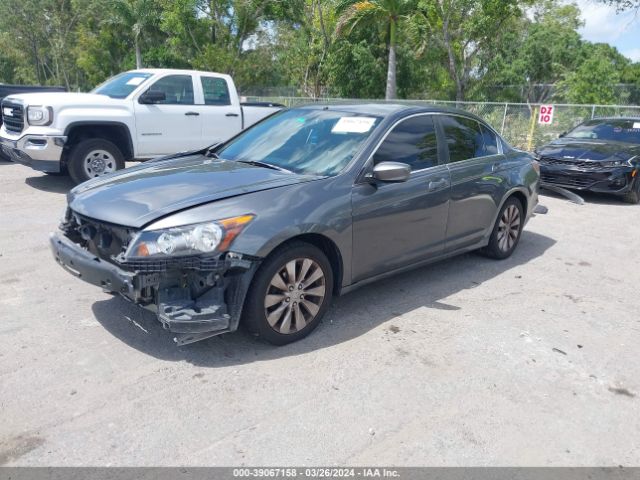 Photo 1 VIN: 1HGCP2F63CA152886 - HONDA ACCORD 