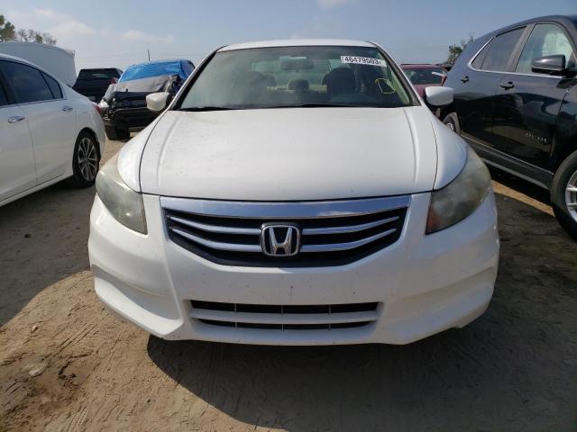 Photo 4 VIN: 1HGCP2F63CA157067 - HONDA ACCORD SE 